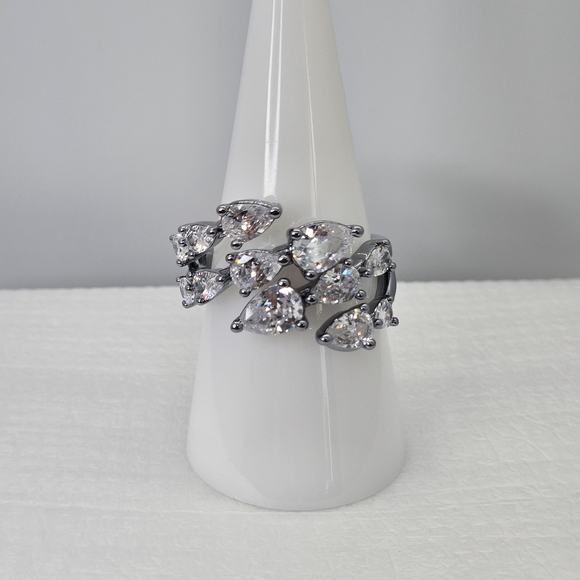 Bomb Party Jewelry - Bomb Party RG71025